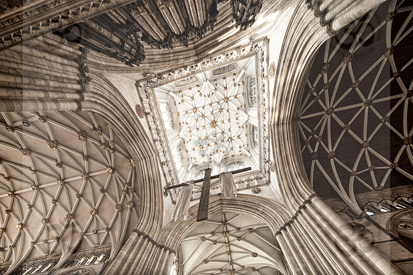 Cross at the Central Tower II