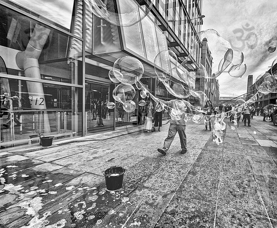 Street Bubbles (IV)
