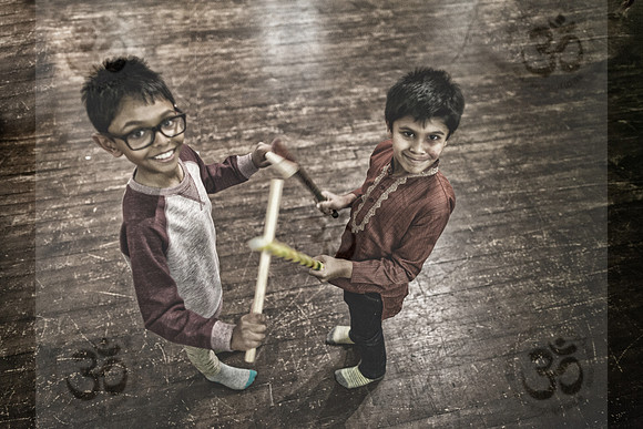 Learning Dandiya Ras (III)