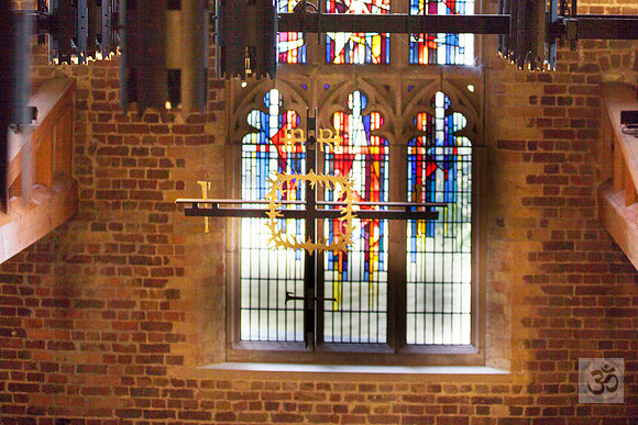 Thames behind the Cross - St. Mary's Church, Putney -